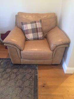 Leather chair and ottoman