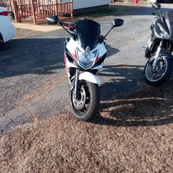 2016 Yamaha FZ6R