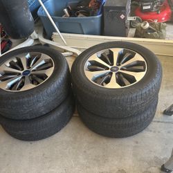 Obo! Rims and tires from a 2020 Ford F150