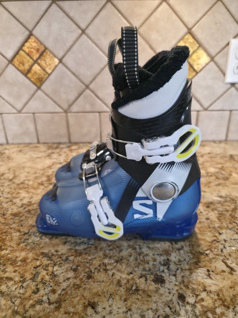 Ski boots 20 / 20.5 kids youth size 1 / 1.5