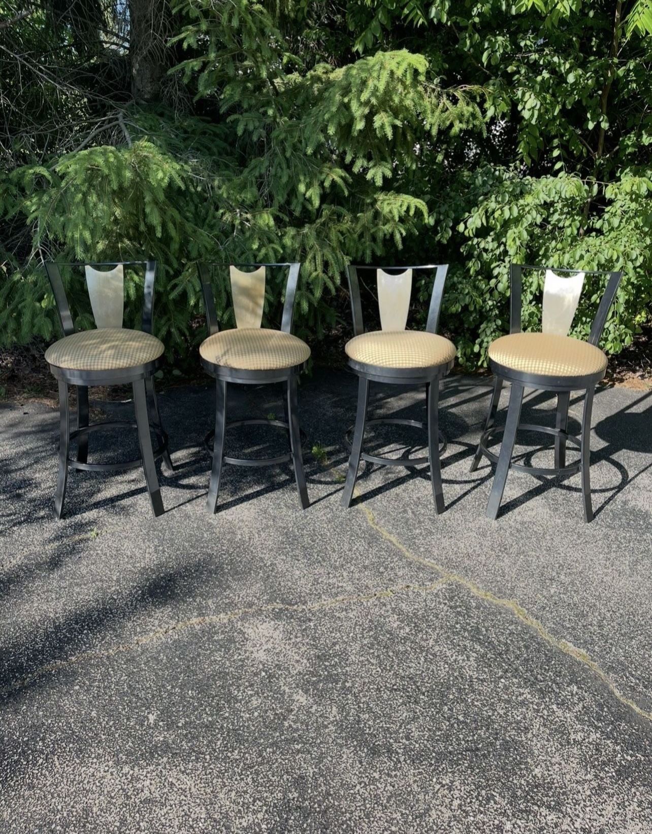 Set Of 4 Heavy Duty Swiveling Stools
