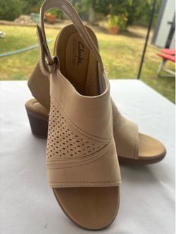 Clark’s emily2 mist in sand nick size 12