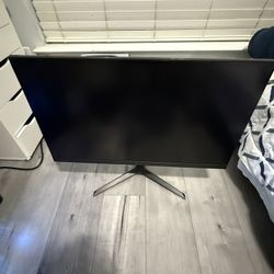 Gaming Monitor LG UltraGear 32" QHD G-Sync HDR10 165HZ 32GN63T