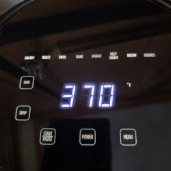 3.7qt Crux Touchscreen Air Fryer