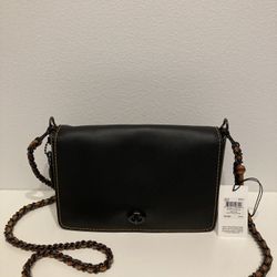 Coach GLVTN Dinky 24 Color Black 