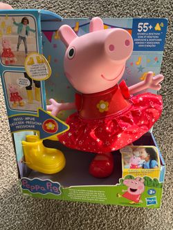 Peppa pig dancing doll