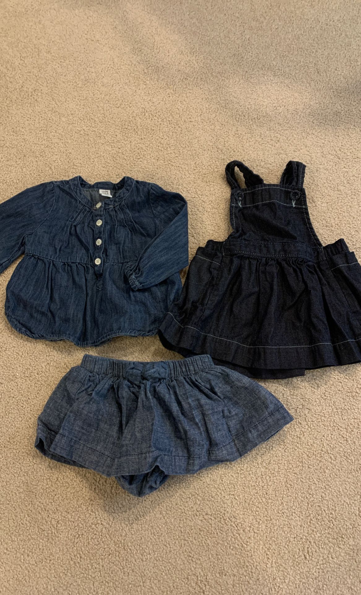 Baby Gap denim clothes 6-12 months