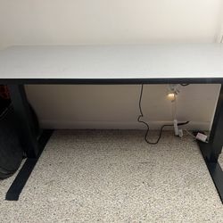 Electric Standing Desk/Table