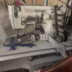 Pegasus W600 industrial sewing machine