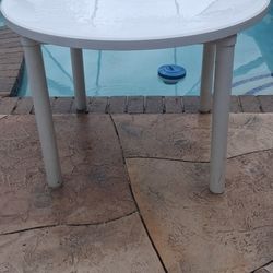 Pvc Rubbermaid Outdoor Portable Round Table  Umbrella Holder Pool Deck Balcony Spa Lawn Yard  Beach  Cards 