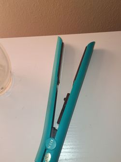 Flat iron