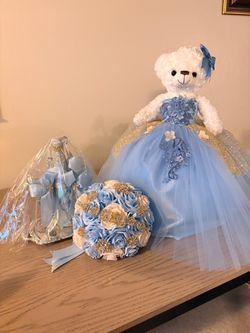 Accesorios para quinceañera / Accessories for quince Ramo, Brindis, Osito
