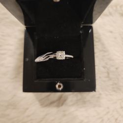 Vera Wang DIAMOND RING 