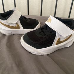 Nike Size 5C Toddler Shoes