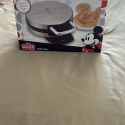 Mickey Mouse Waffle Maker New