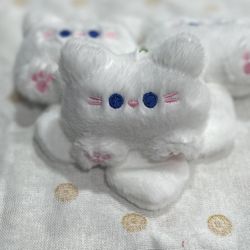 White Cate Keychain