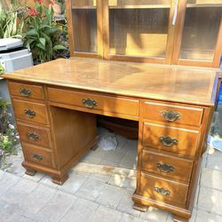 Vintage Mid-Century Hampshire House Colonial Solid Maple Wood Desk