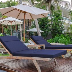 Outdoor Chaise/ Lounge Chairs Navy Cushions