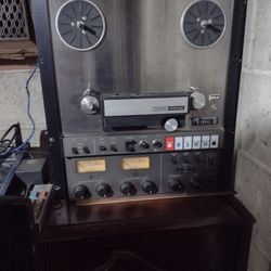 Ampex ATR-700 Reel-to-reel Tape Recorder, Remote, Tapes, Ect