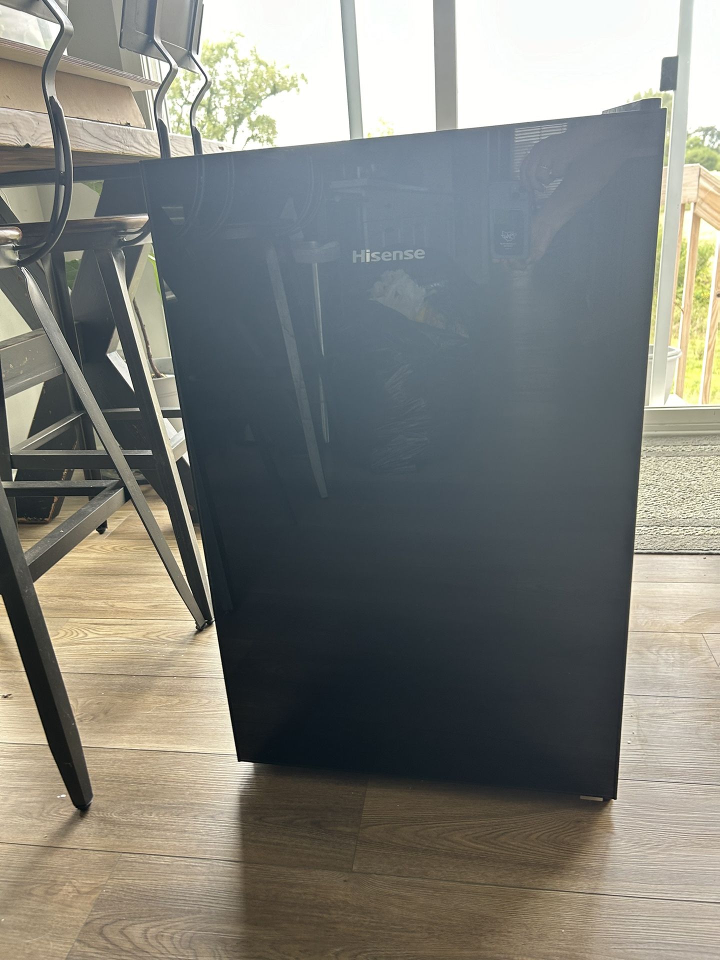 Like New Hisense Refrigerator