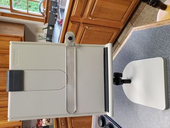 Fellowes Desktop/ Office Paper Holder with Flex-Arm