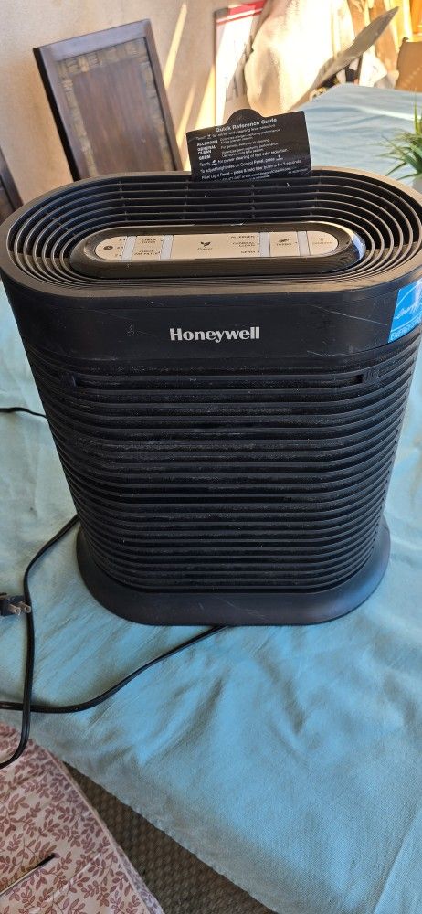 Honeywell HPA100 HEPA Air Purifier - Black