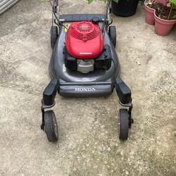 Honda Lawn Mower 