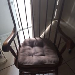 Wooden Rocking Chair
