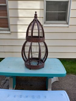 Vintage-Style Birdcage