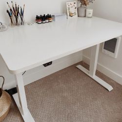 Electric Height Desk