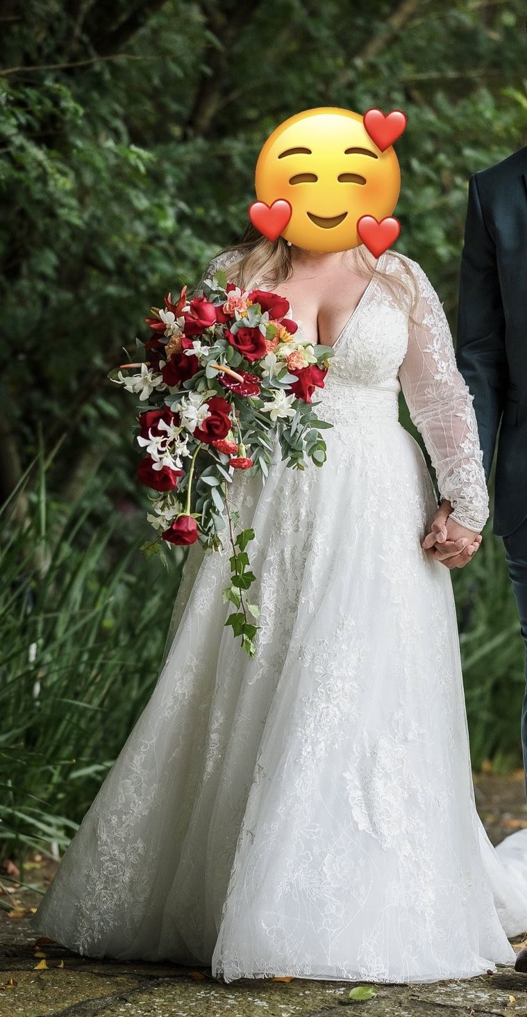 Wedding Dress, Lace Long Sleeve Keyhole Back