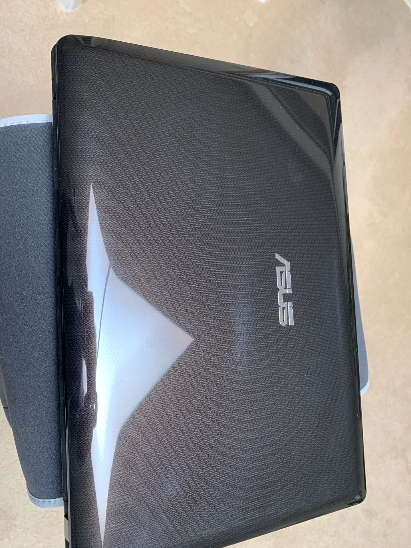 Refurbished Asus K52F Laptop: Windows 10: Intel I5 Processor; 6 GB ram , new 500 GB hdd