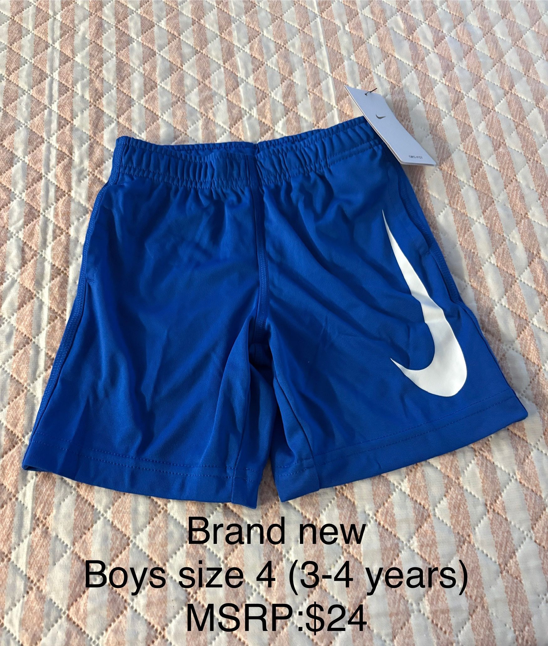 Nike Shorts Boys Size 4 NEW