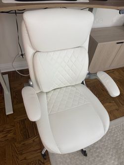 White Faux Leather Executive Office Chair