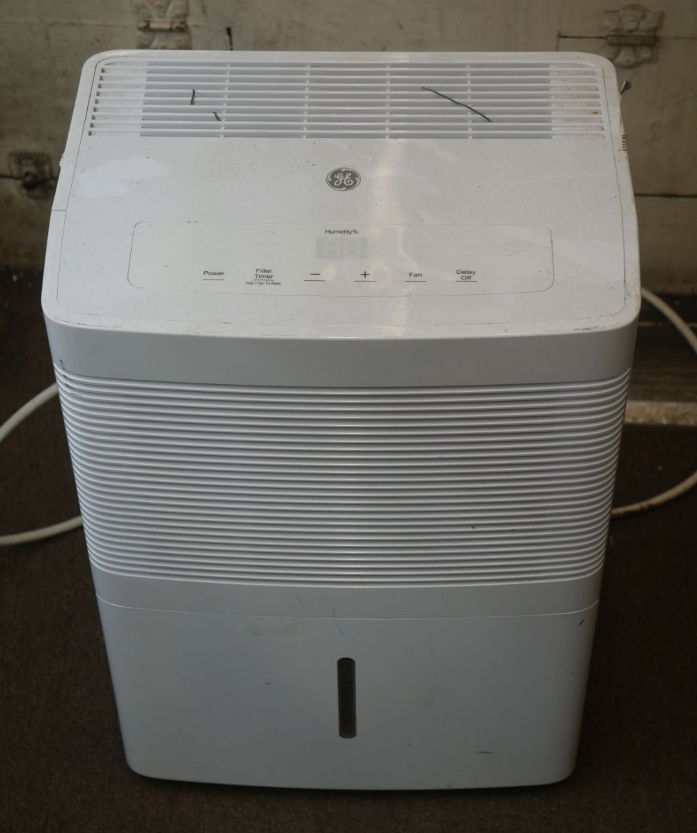 GE Dehumidifier 3del20lyd1  20-28 pins pre owned 865724-1