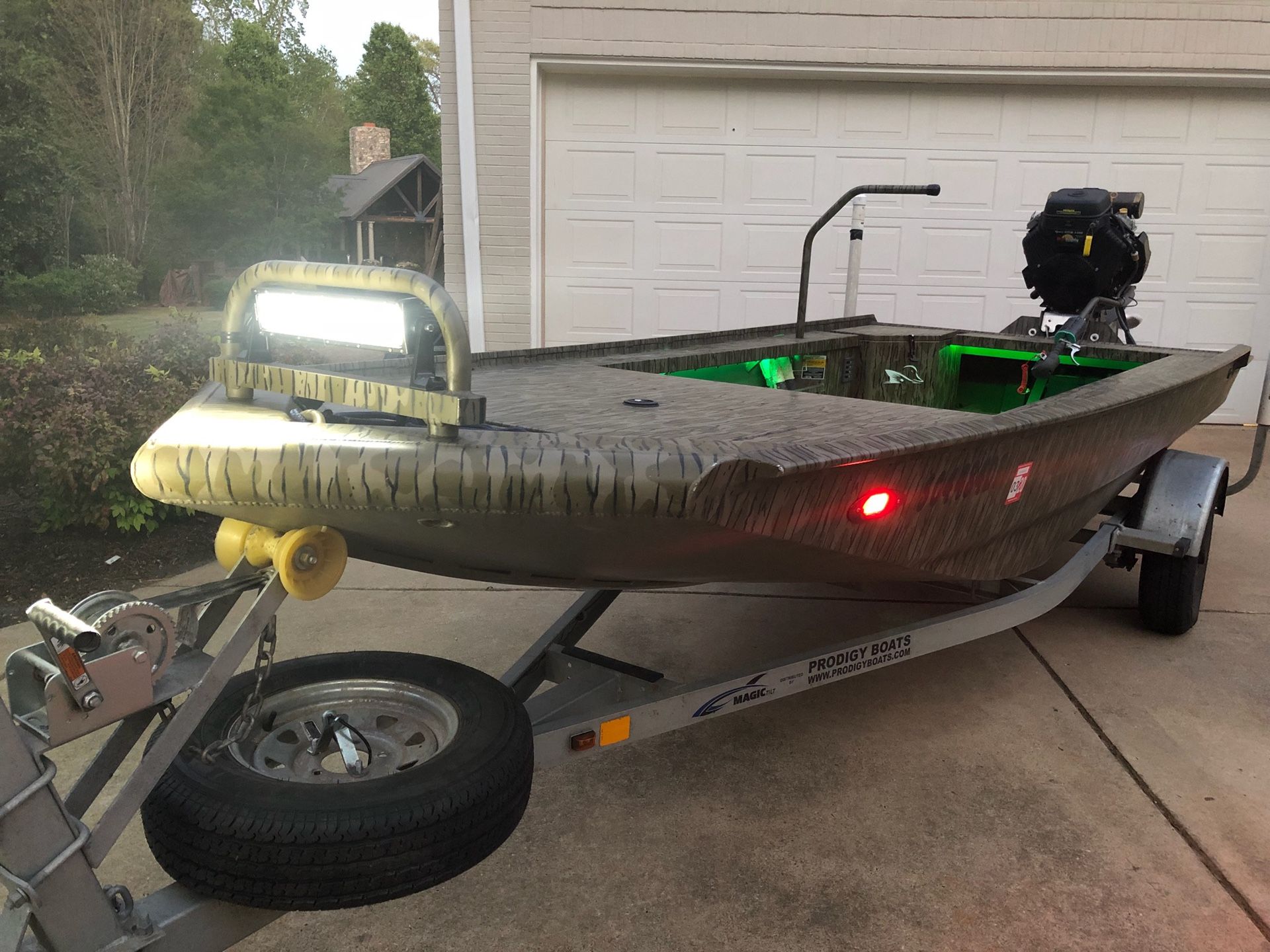 Prodigy Duck Boat Mud Buddy Motor