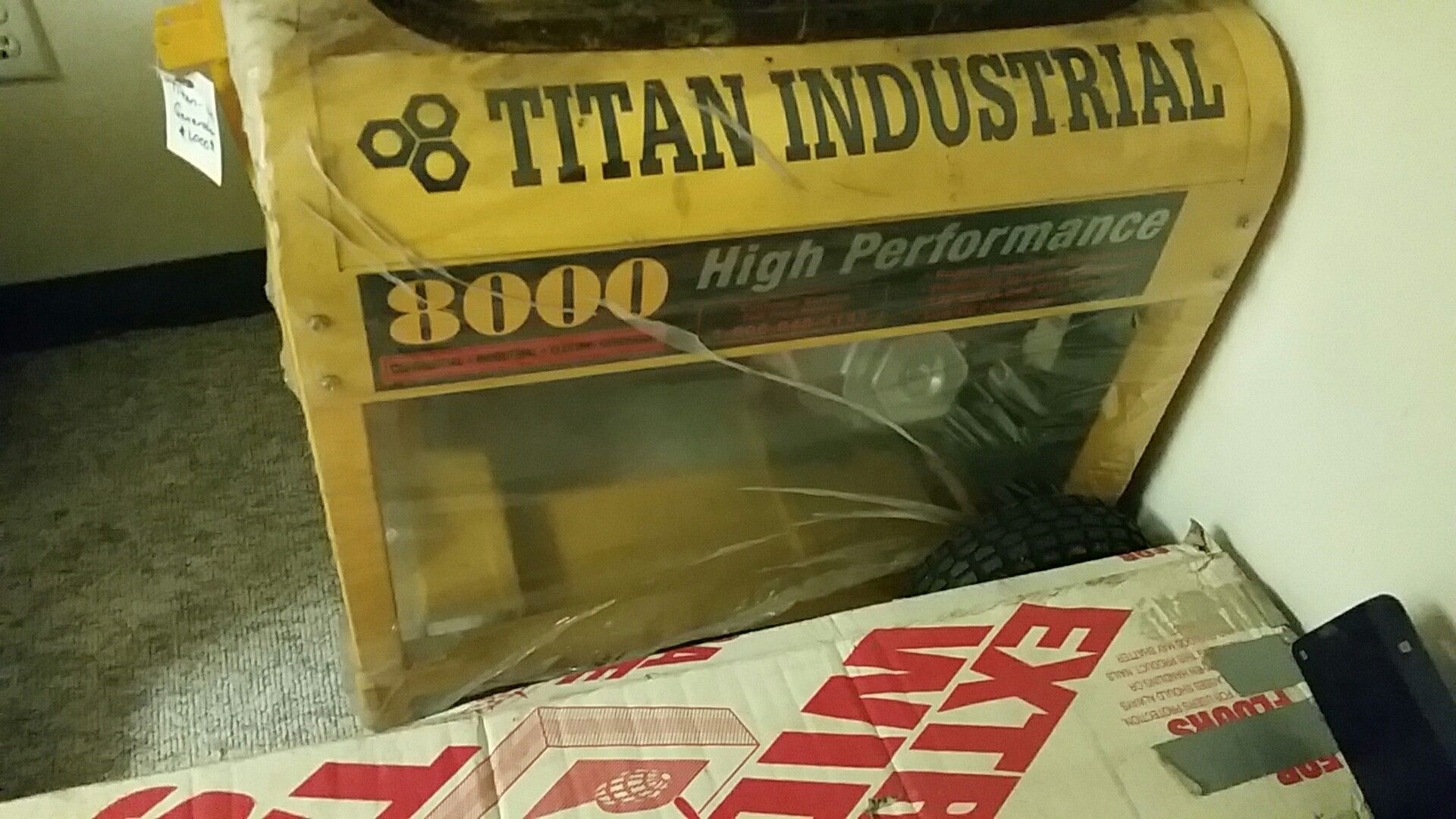 Titan industrial 8000 watt gas generator