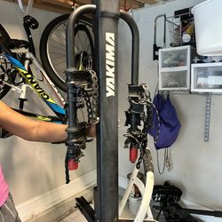  Yakima Hitch-Mounted Bike Rack  With Keys— 4-Bike Carrier