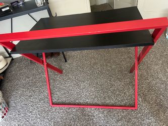 Gaming desk