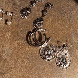 Woman's Silver Jewelry 