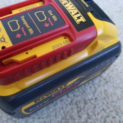 DEWALT 12 Ah
FLEXVOLT 20V / 60V MAX XR Lithium-Ion  Battery