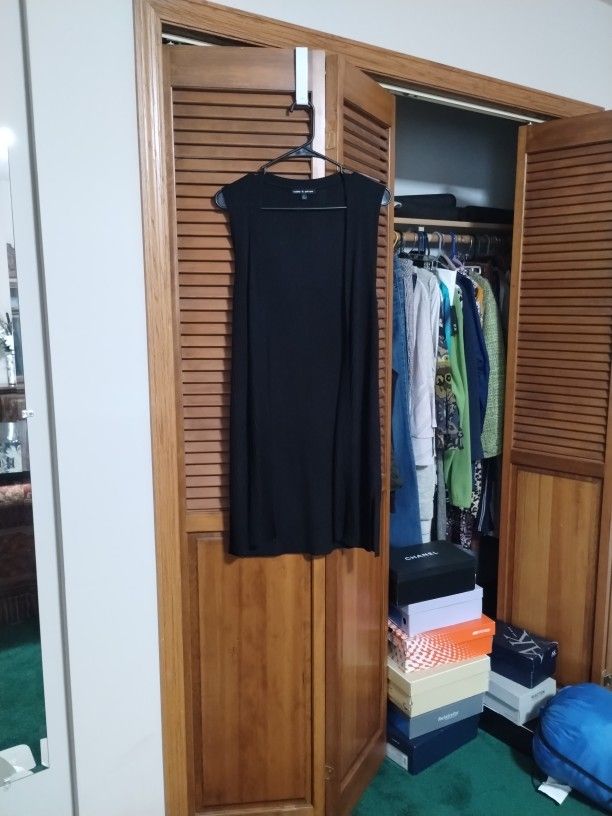 Cable & Gauge black long cardigan size M