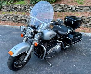 Harley Davidson Road King 103 Police trade or trades with cash