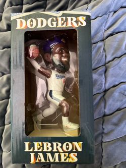 LeBron James Los Angeles Dodgers Bobblehead 8/19/23 SGA LA Lakers King Crown