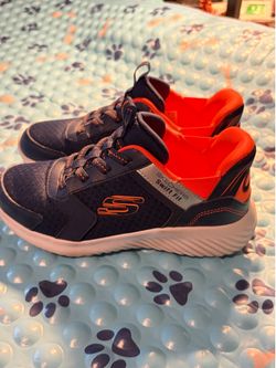 Sketchers kids size 3 $15 shoes