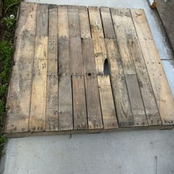 2 Free Wood Pallets