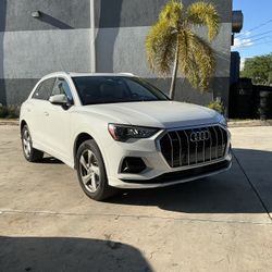 2020 Audi Q3 Premium Plus 