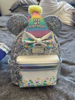 DISNEYWORLD MICKEY EAR HAPPY BIRTHDAY LOUNGEFLY