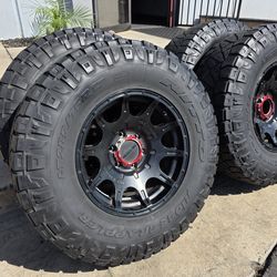 17" Method rims w- 34" Nitto Ridge Grappler tires