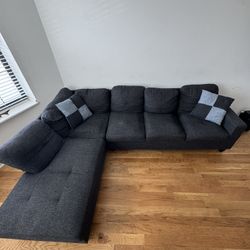 Sectional Couch 